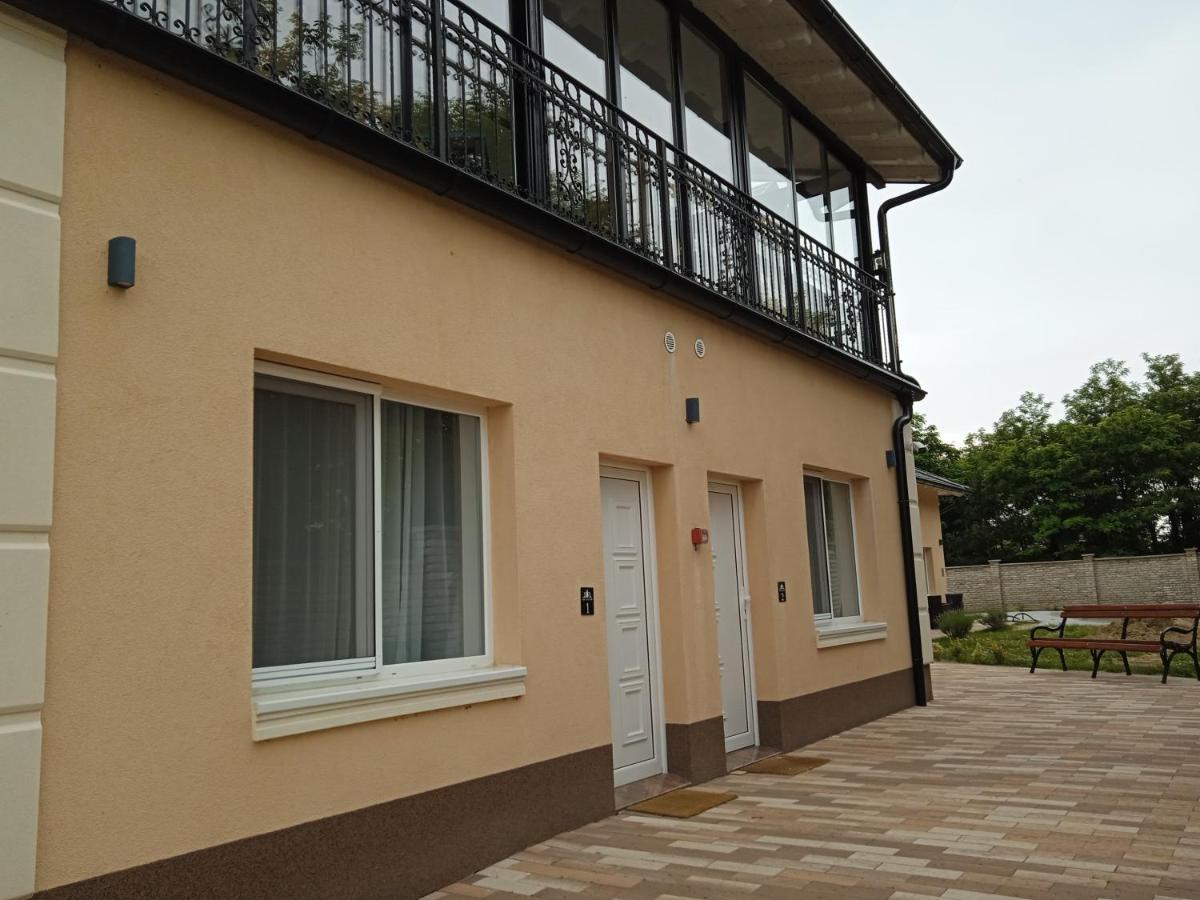 فندق Navigator Palić المظهر الخارجي الصورة